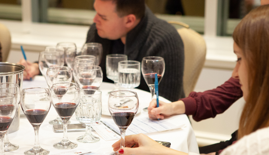 how to host a home wine tasting