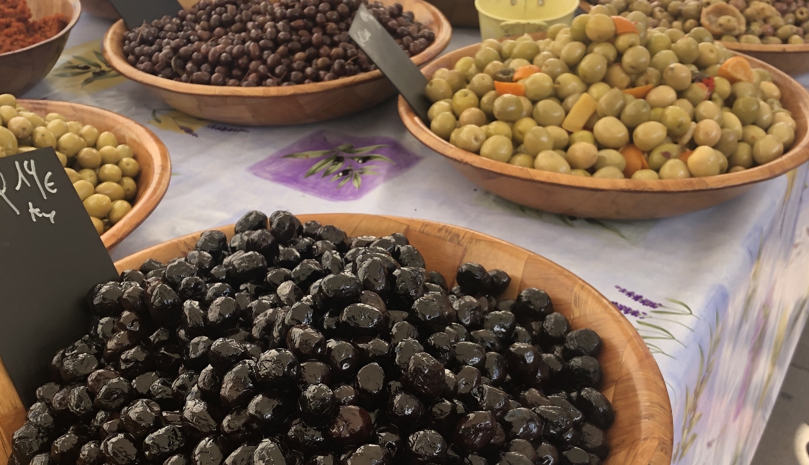 easy and delicious marinated olives